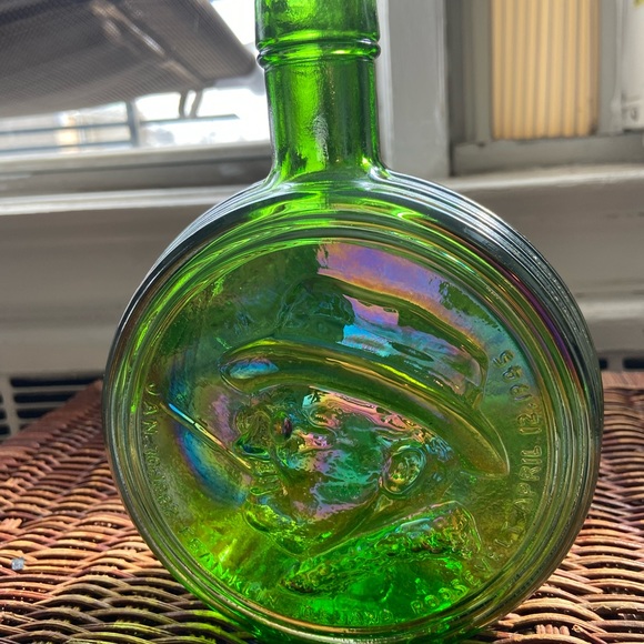 FDR Presidential Commemoration Bottle: Vintage Wheaton/Nuline - Picture 3 of 5